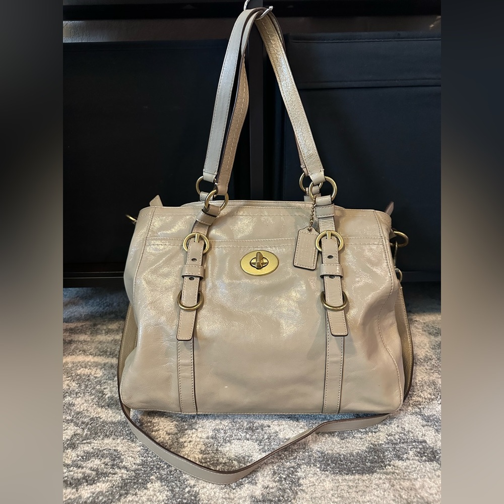 Coach griege tote purse